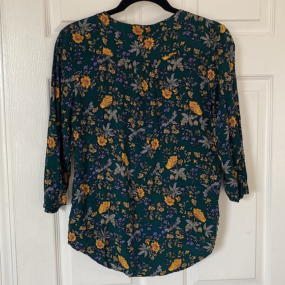 Fun2Fun flowy floral top - Picture 4 of 5